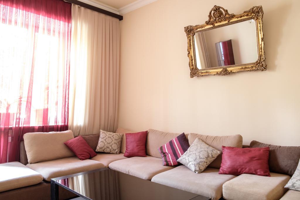 Apartment On Hanrapetutyan Street Jerevan Eksteriør billede